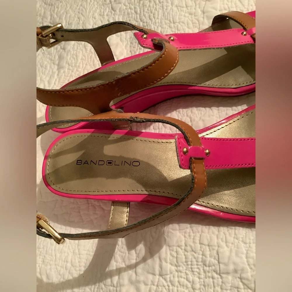 Pink and Tan Wedge Sandals Vintage Bandolino T-Strap Sandals Size 6